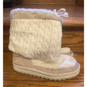 Skechers Sweater Trending Slouch Boots Women’s 7 White Suede Leather Winter
